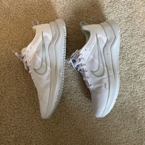 Nike Women Women’s Running Shoes White Size 10 Cross Training